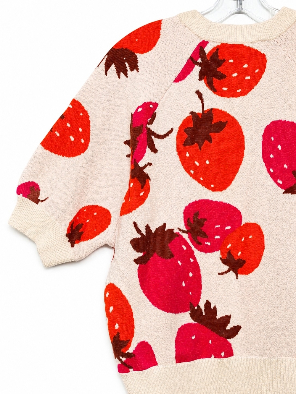 Ann Taylor Fun Strawberry Print Sweater Pink Red Cream Soft Knit Medium - Picture 9 of 11